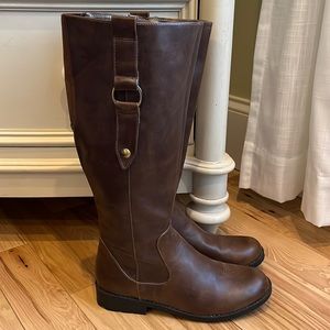 Life Stride brand brown boots Womens size 8.5